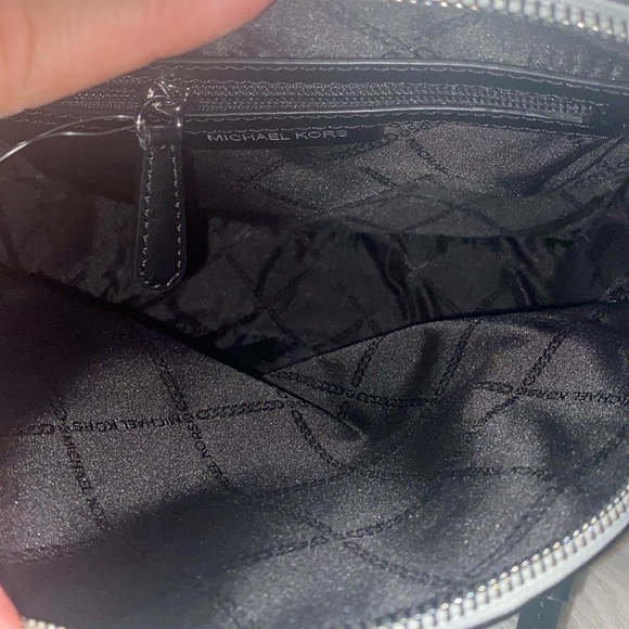 Michael Kors BROOKLYN Medium Backpack/JET SET TRAVEL Large Wallet 2pc Set - Picture 4 of 9